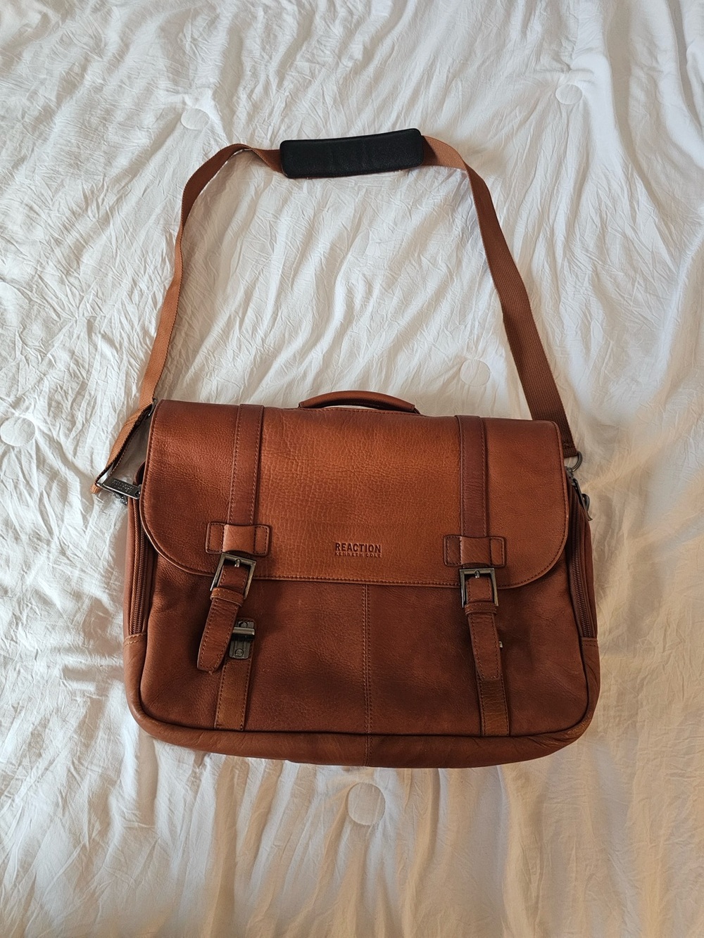 Kenneth Cole Reaction Cognac Brown Leather Messenger Bag with Buckle Straps